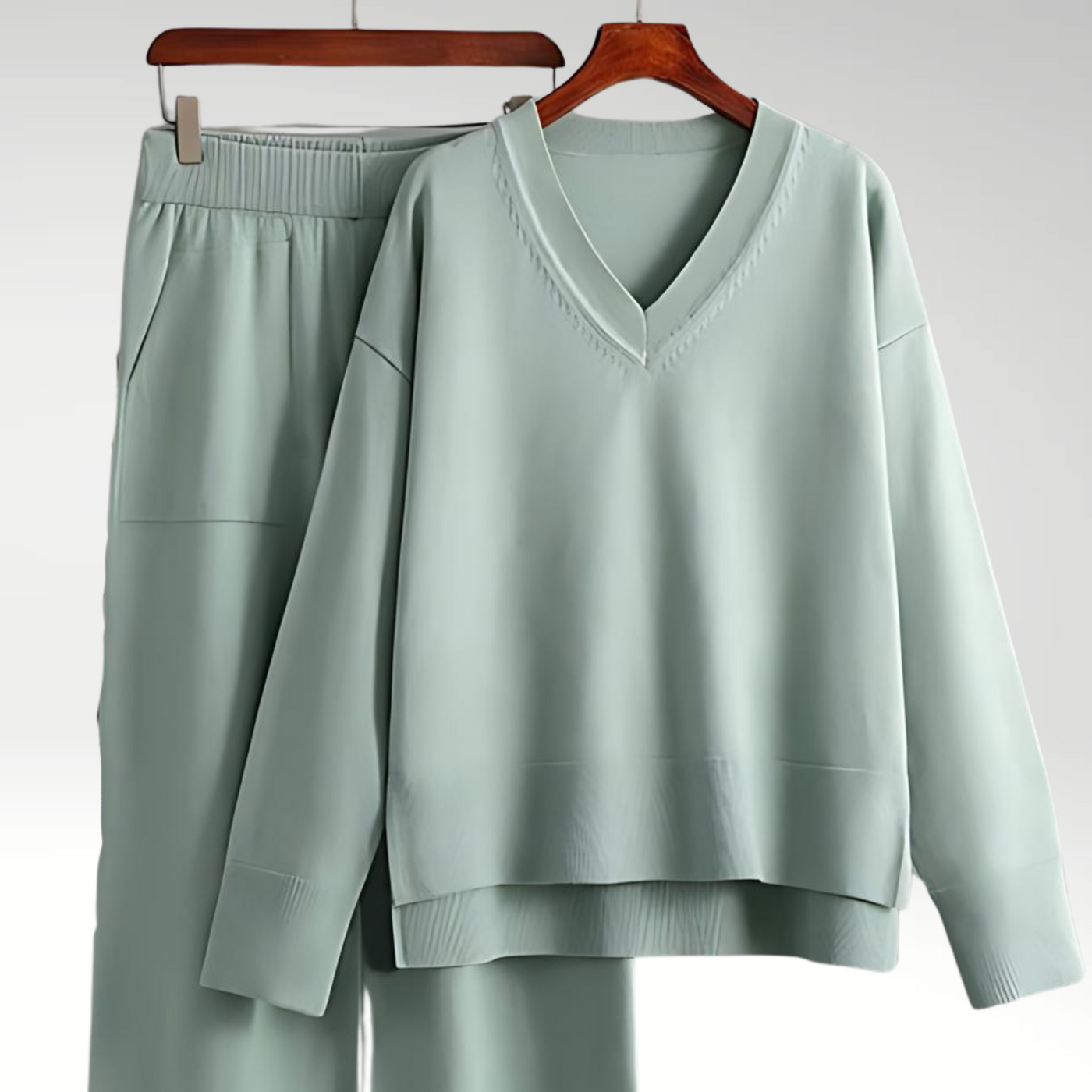 Valestra™ | Ensemble due pezzi Luxe col V