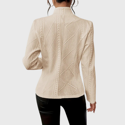 Valestra| Blazer with elegant details