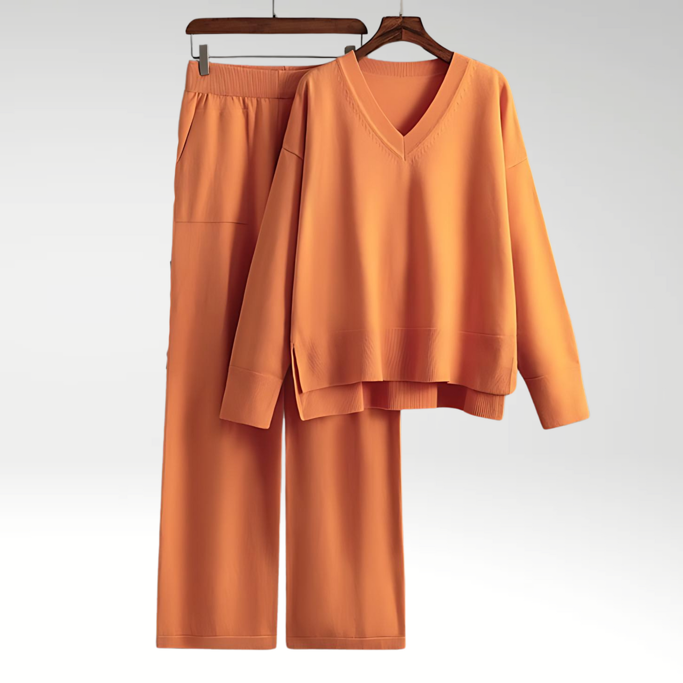 Valestra™ | Set Due Pezzi Luxe con Collo a V