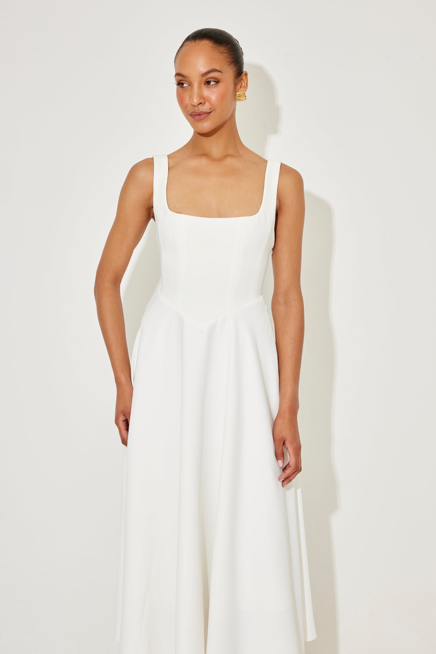 Valestra | Pale Mirage